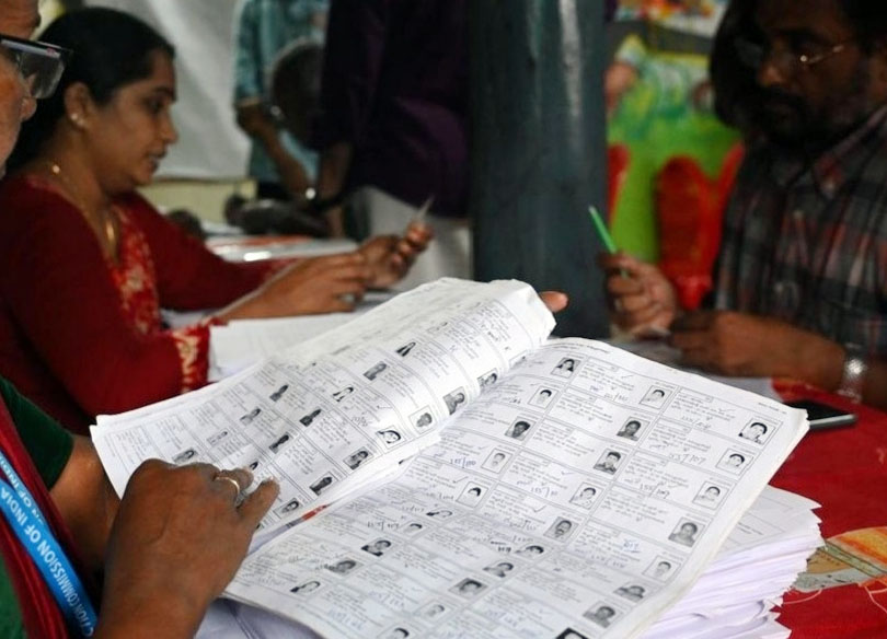 ગુજરાત સહિત ૬ રાજ્યોમાં લંબાવાઈ SIRની સમયમર્યાદા