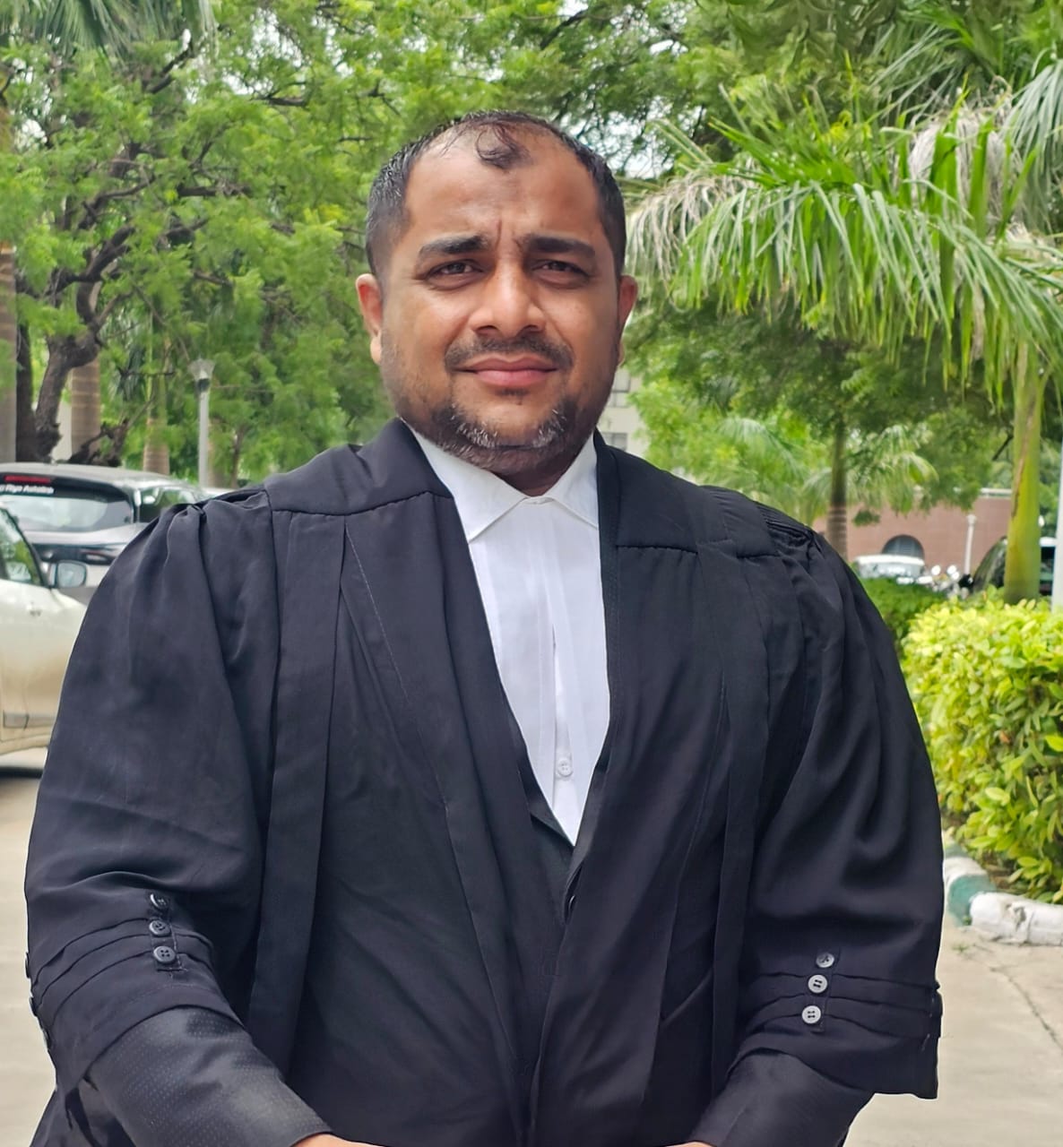 ફોરેક્ષ ટ્રેડીંગમાં રૂા.૫૬,૯૨,૪૮૦/- ની છેતરપીડી કરવાના સાયબર ક્રાઈમનાં ગુનામાં આરોપી સોમપુરી કિશનપુરી ગૌસ્વામી નાઓનાં જામીન મંજુર કરતી નામદાર સેશન્સ કોર્ટ.